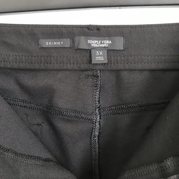 Black plus size Lycra knit jeggings - Picture 4 of 4